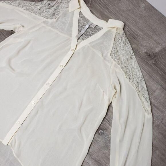 Lauren Conrad Sheer Lace Panel button front Blouse With Long Sleeves size small - Picture 5 of 8